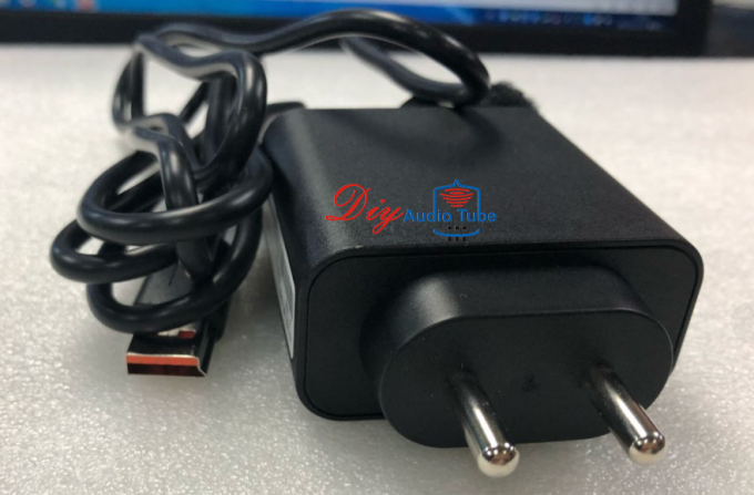 Lenovo Yoga3のプロ ヨガ3のための携帯用DC 20V 5V 2A 40W USBのラップトップの交流電力のアダプターの充電器USBケーブル